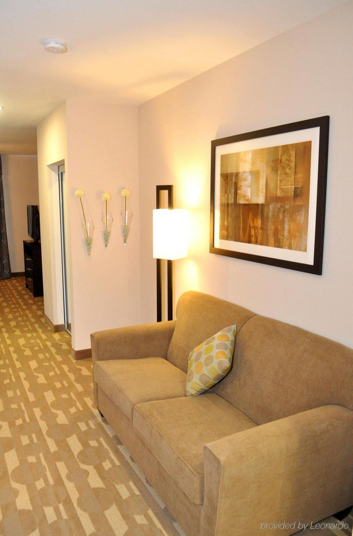 โฮมวูดสวีท บายฮิลตัน ฟอร์ตเวย์น โฮเต็ล Hotel Ellisville ห้อง รูปภาพ